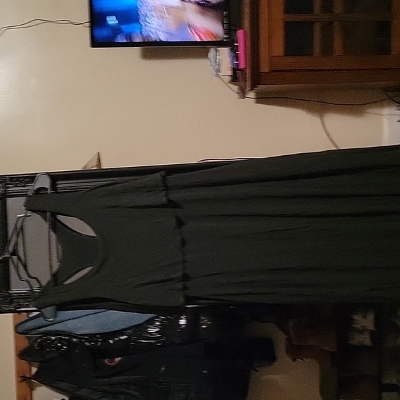 Maxi Jersey Dress. - Picture 2 of 4